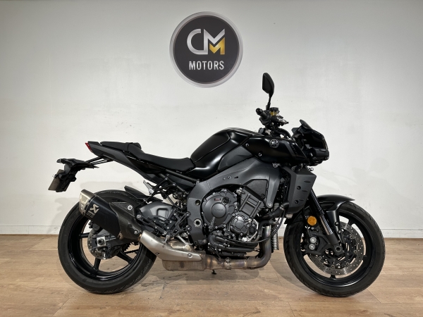 YAMAHA MT-10