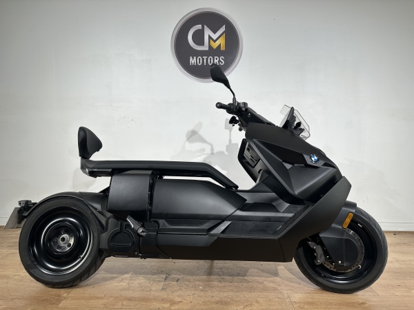 BMW CE04